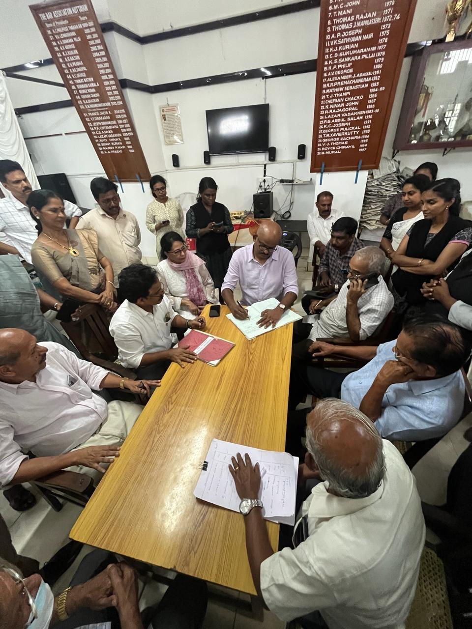 The newly elected Governing Council of Kottayam Bar Association takes charge